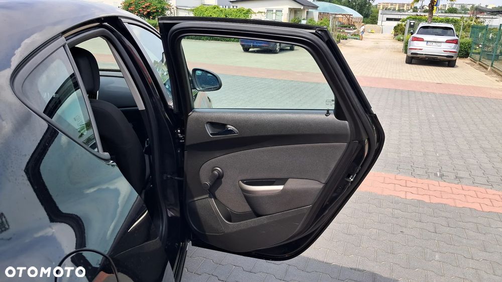 Opel Astra 1.7 CDTI DPF Active - 12