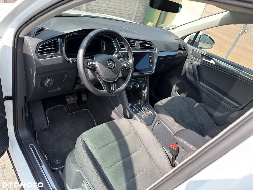 Volkswagen Tiguan - 16