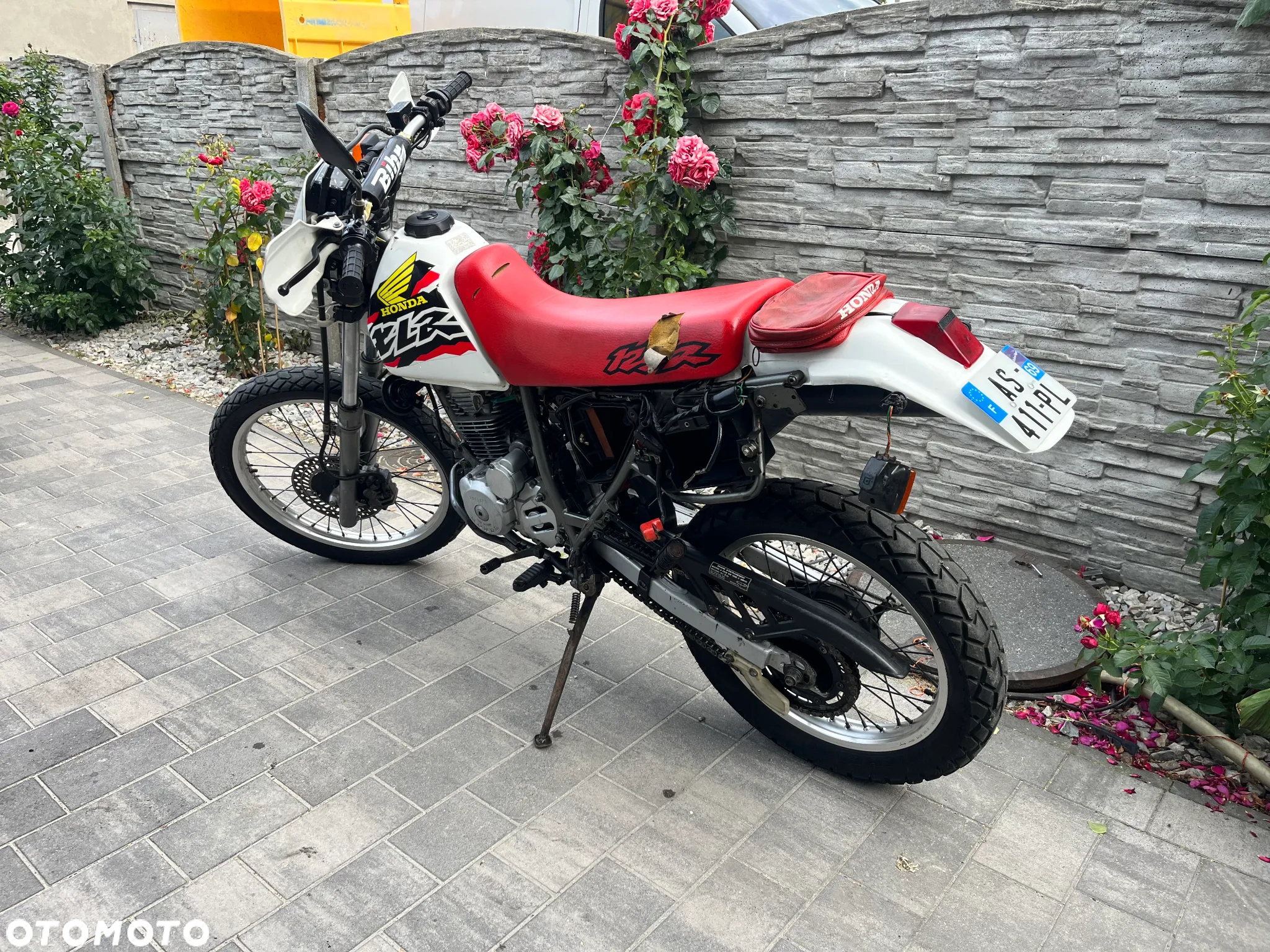 Honda XLR