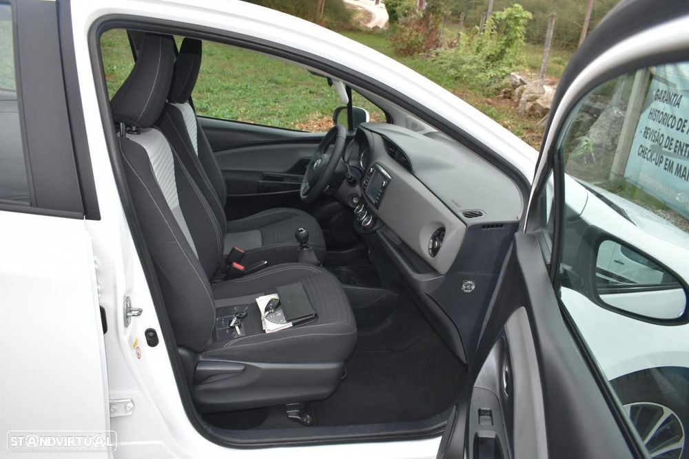 Toyota Yaris 1.4 D-4D Comfort+P.Style - 9