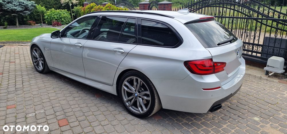 BMW Seria 5 M550d xDrive Touring Sport-Aut - 4