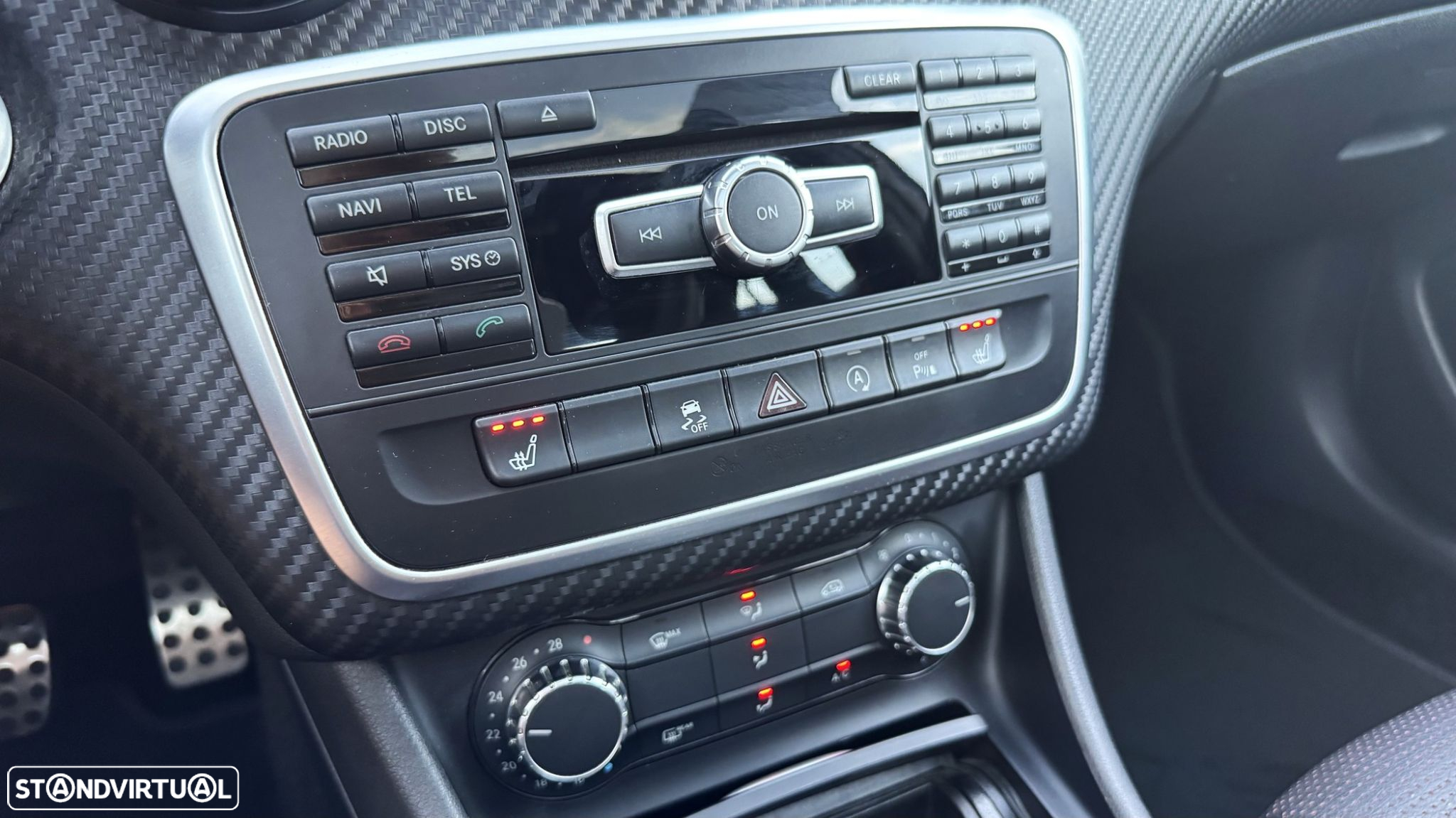 Mercedes-Benz A 45 AMG 4Matic Speedshift 7G-DCT - 22