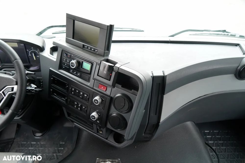 Renault C 430 / 8X4 / BETONIERĂ / MIXER 9 M3 / JANTE DIN ALIAJ / EURO 6 / - 32