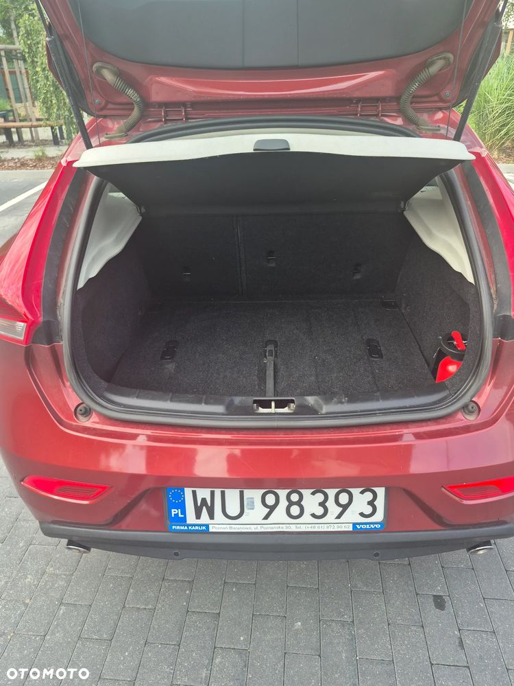 Volvo V40 D3 Summum - 14