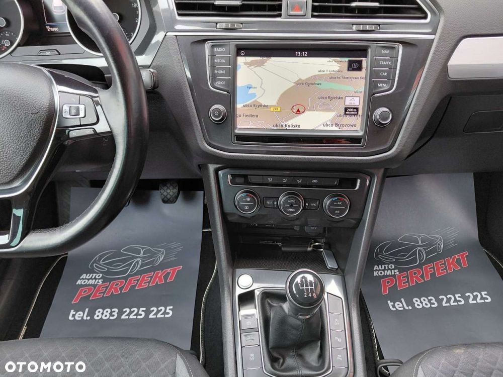 Volkswagen Tiguan - 21