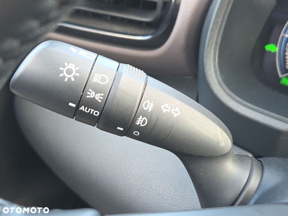 Toyota Yaris Cross Hybrid 1.5 Executive AWD - 26