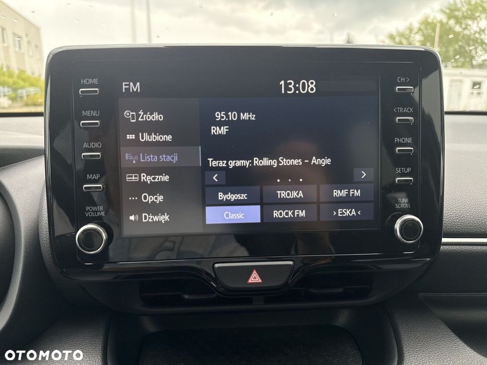 Toyota Yaris - 30