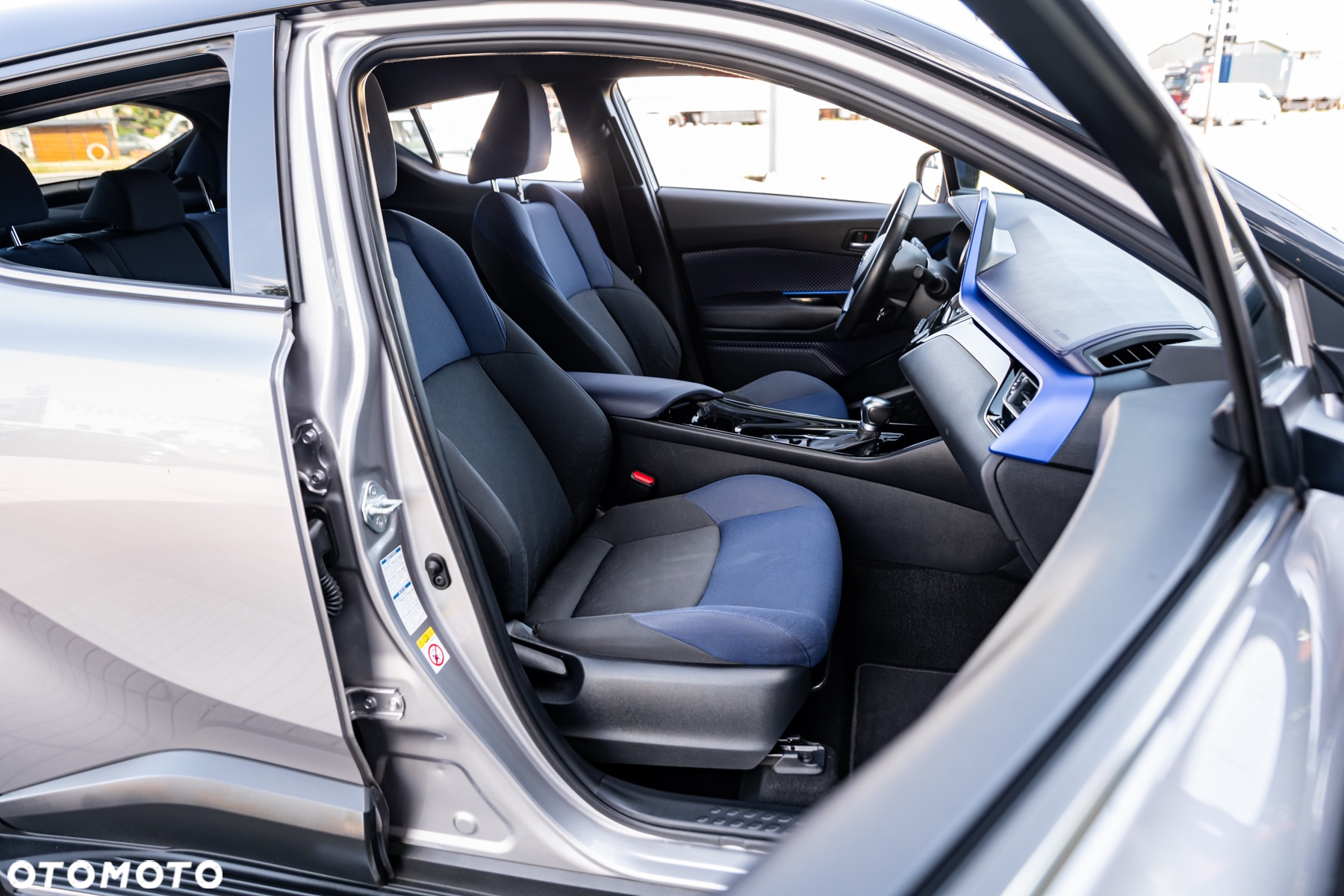 Toyota C-HR 1.2 T Prestige CVT 4x4 - 23