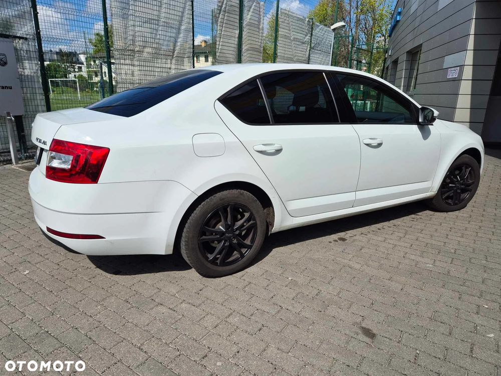 Skoda Octavia 1.4 TSI Ambition - 6