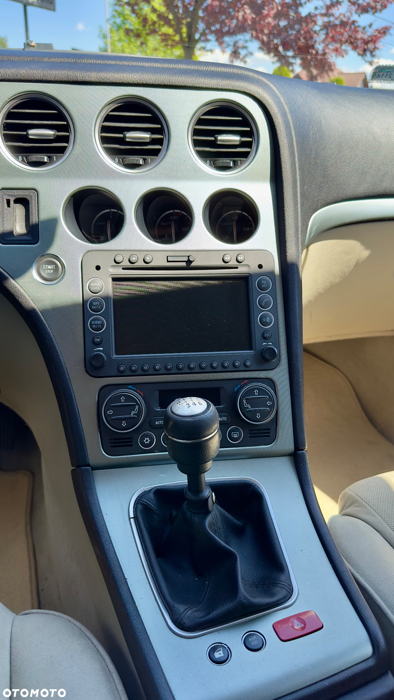 Alfa Romeo 159 2.4 JTDM 20V DPF Distinctive - 24