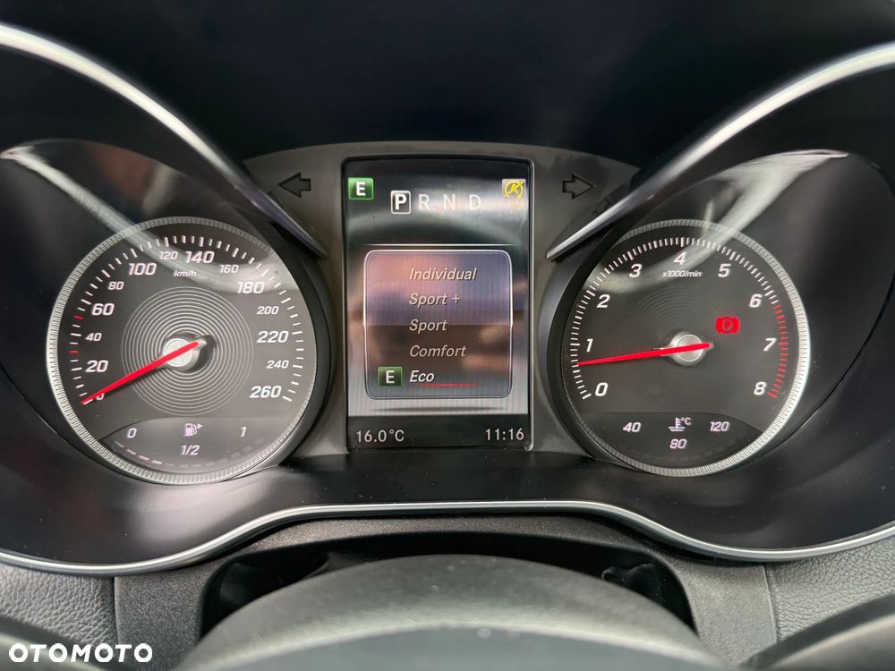Mercedes-Benz Klasa C 180 7G-TRONIC Exclusive - 17