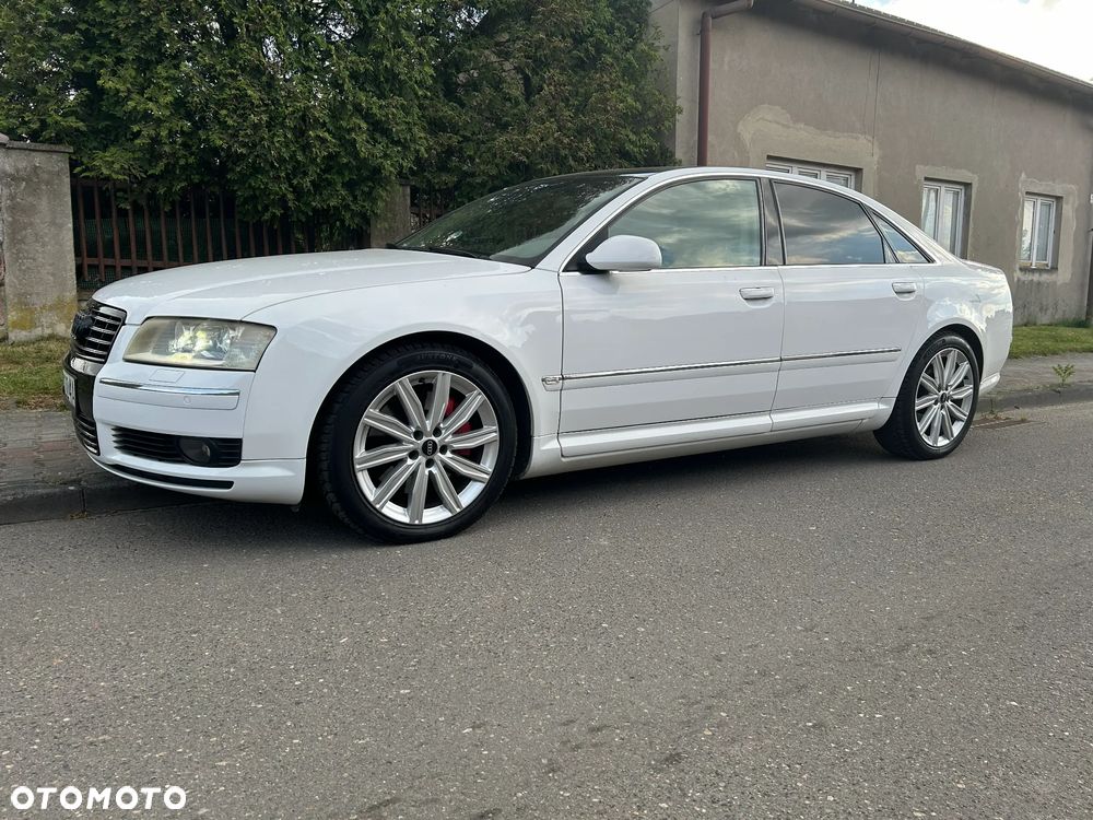 Audi A8 4.2 Quattro - 20