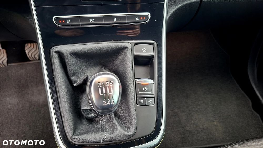 Renault Scenic ENERGY dCi 130 Euro 6 S&S Bose Edition - 40