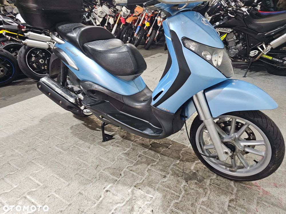 Piaggio Beverly - 35