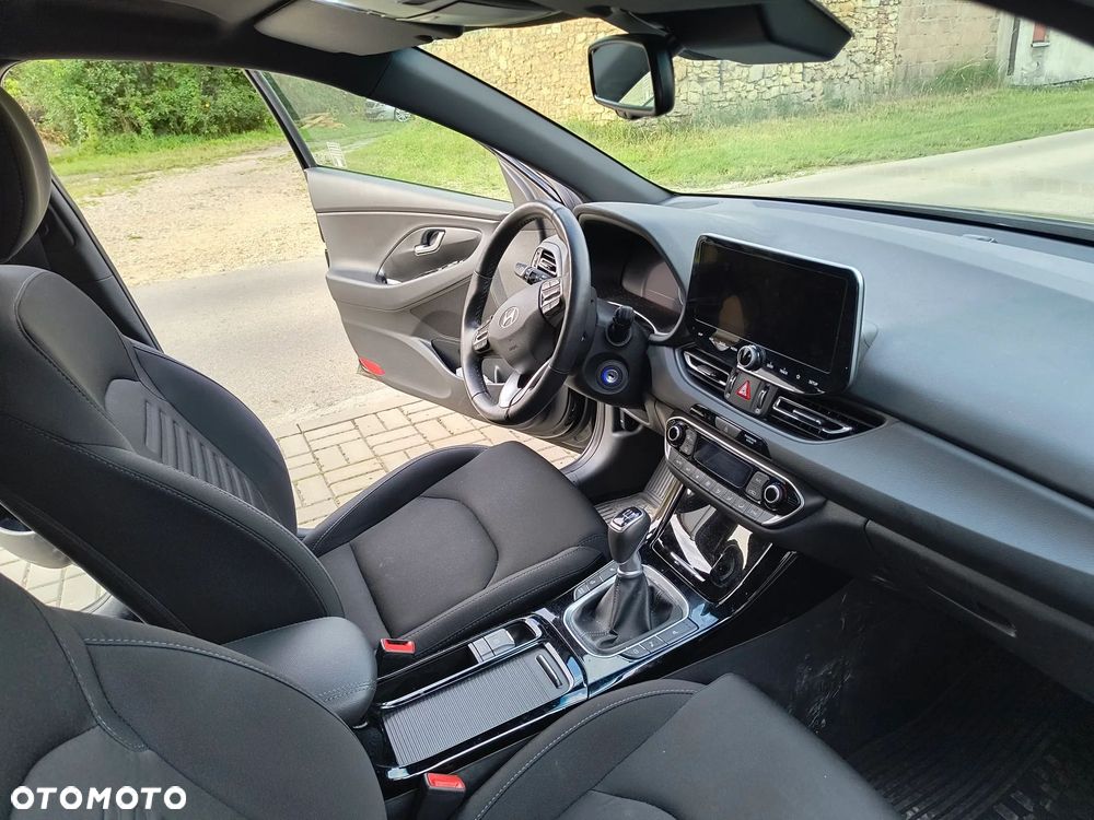 Hyundai i30 1.5 T-GDI 48V Smart - 3
