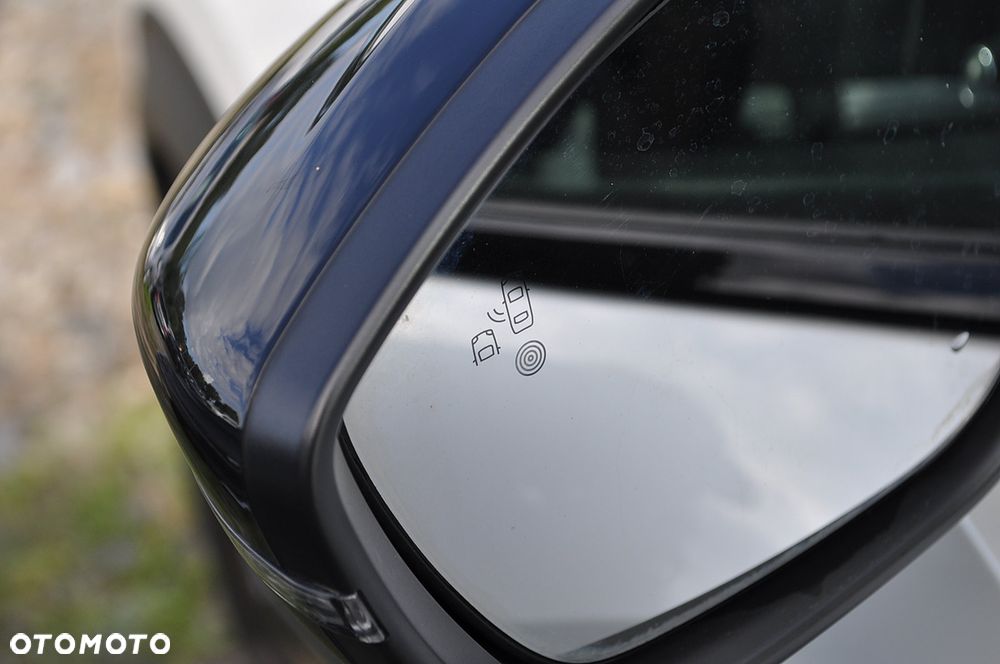 Peugeot 2008 1.5 BlueHDi GT Line S&S - 40