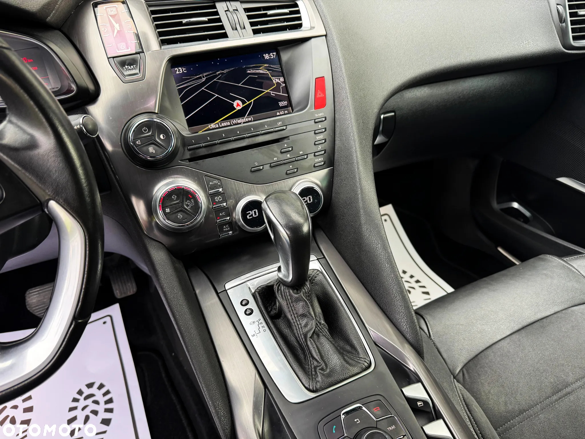 Citroën DS5 2.0 HDi SportChic - 14