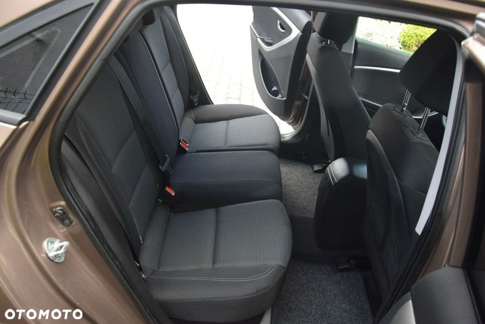 Hyundai i30 1.4 Premium - 33