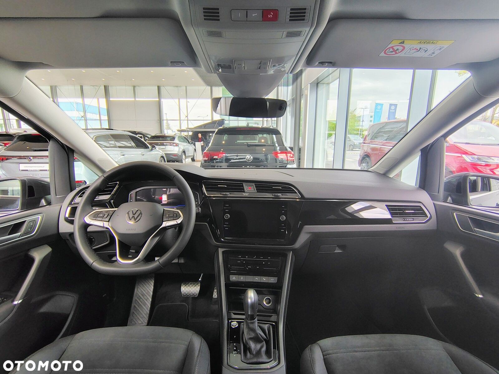 Volkswagen Touran - 23