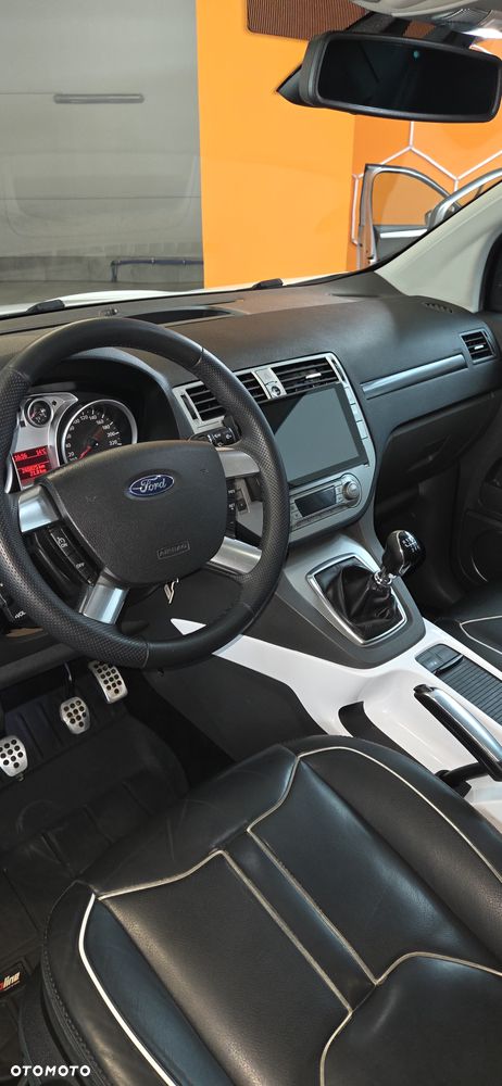 Ford Kuga 2.0 TDCi 4x4 Titanium - 16