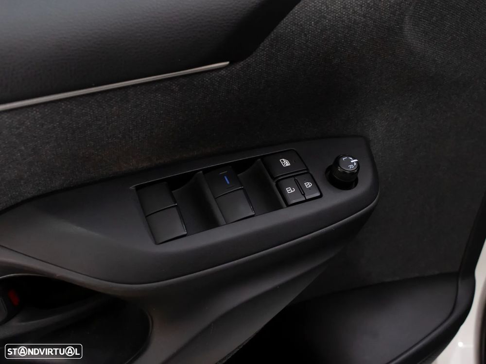 Toyota Yaris 1.5 HDF Exclusive - 19