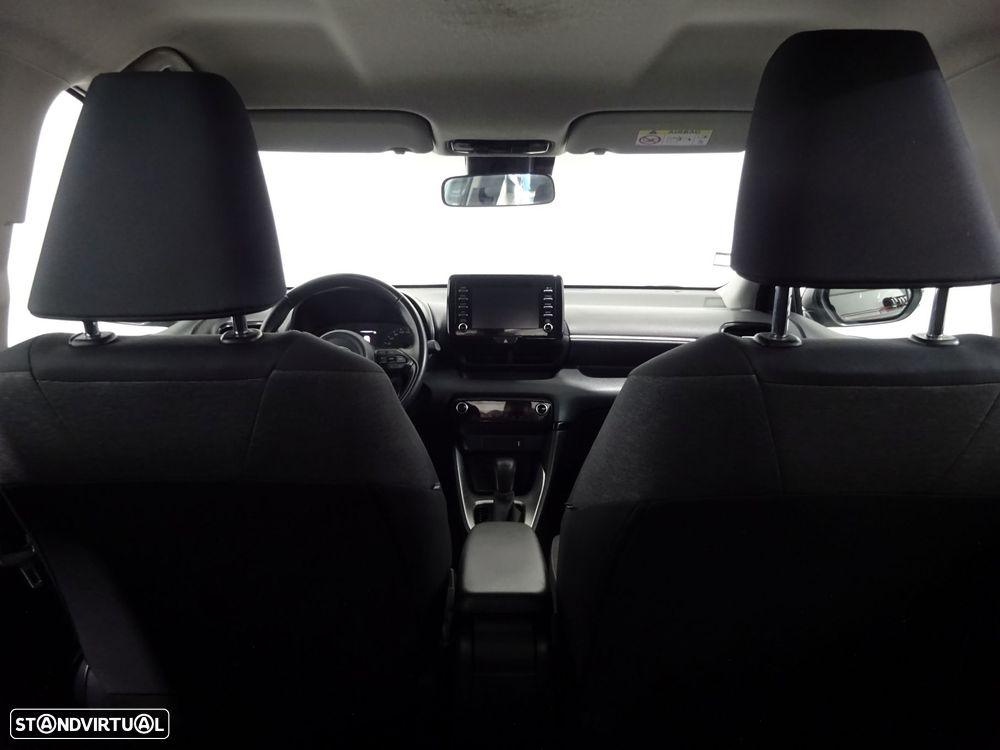 Toyota Yaris 1.5 HDF Comfort Plus - 25