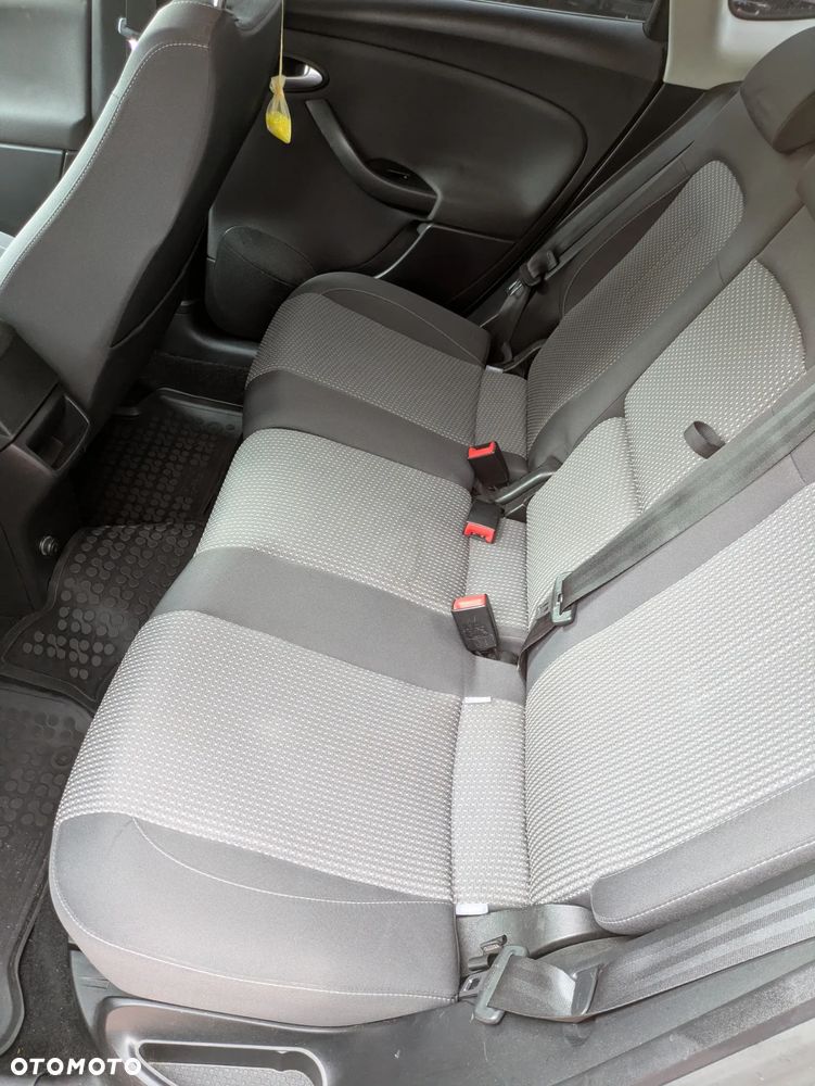 Seat Altea XL 1.6 TDI DPF CR Reference - 17