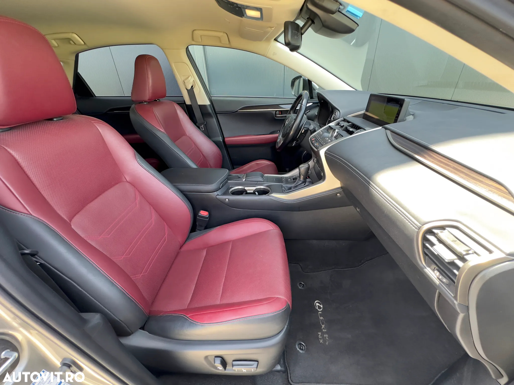 Lexus Seria NX 300h AWD Executive Plus - 20