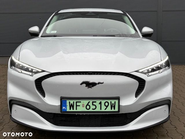 Ford Mustang Mach-E - 2