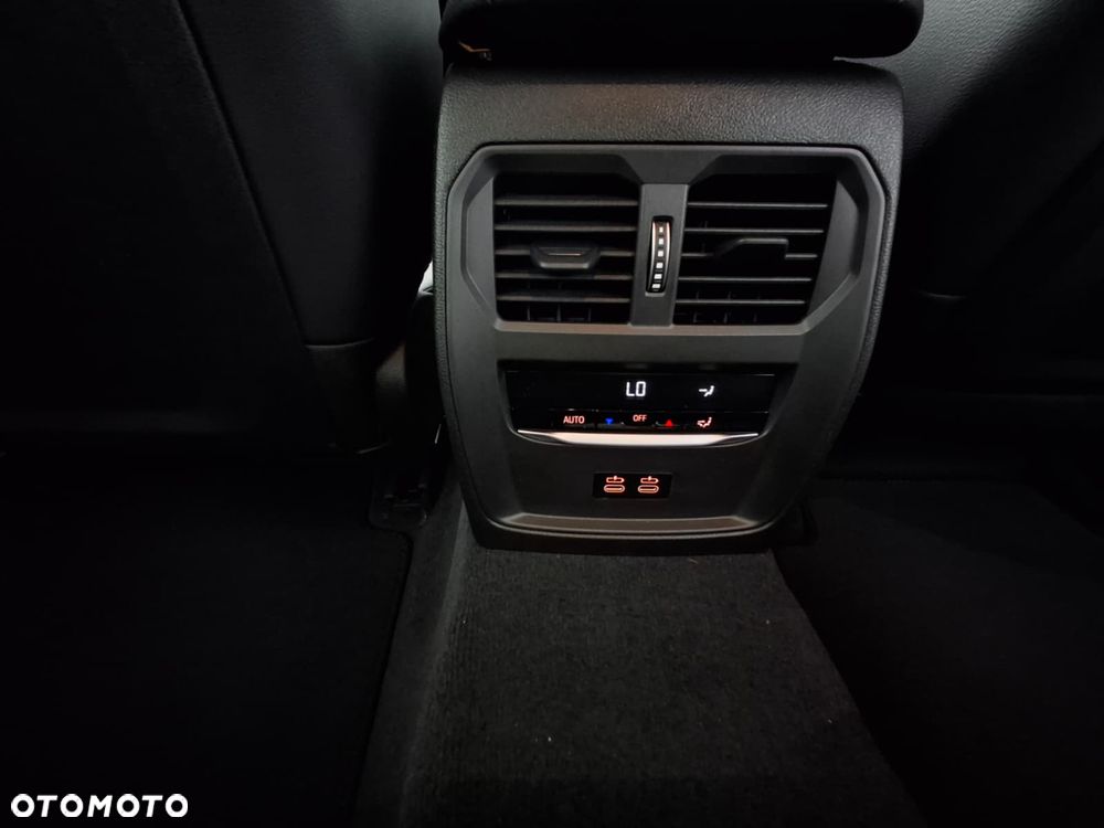 BMW Seria 3 320d xDrive mHEV M Sport - 30