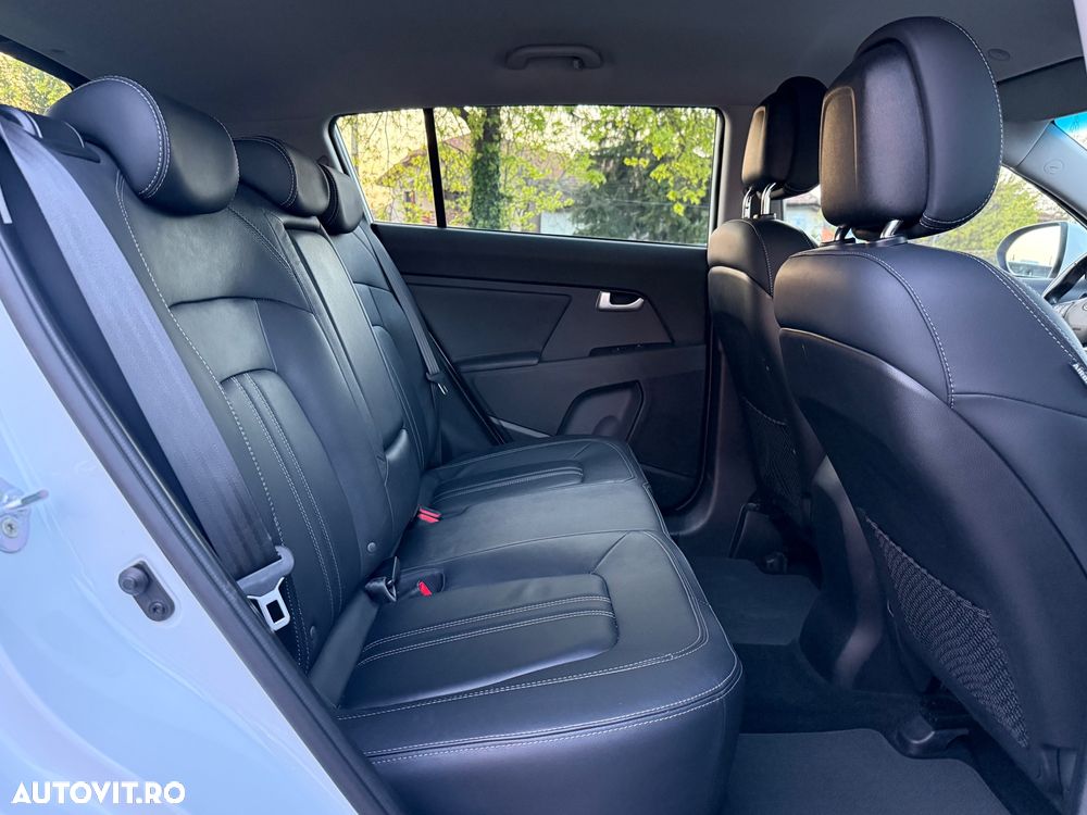 Kia Sportage 2.0 CRDI 184 AWD Aut. Platinum Edition - 27