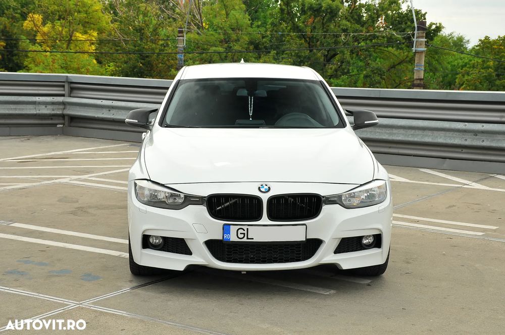 BMW Seria 3 320d Aut. - 8
