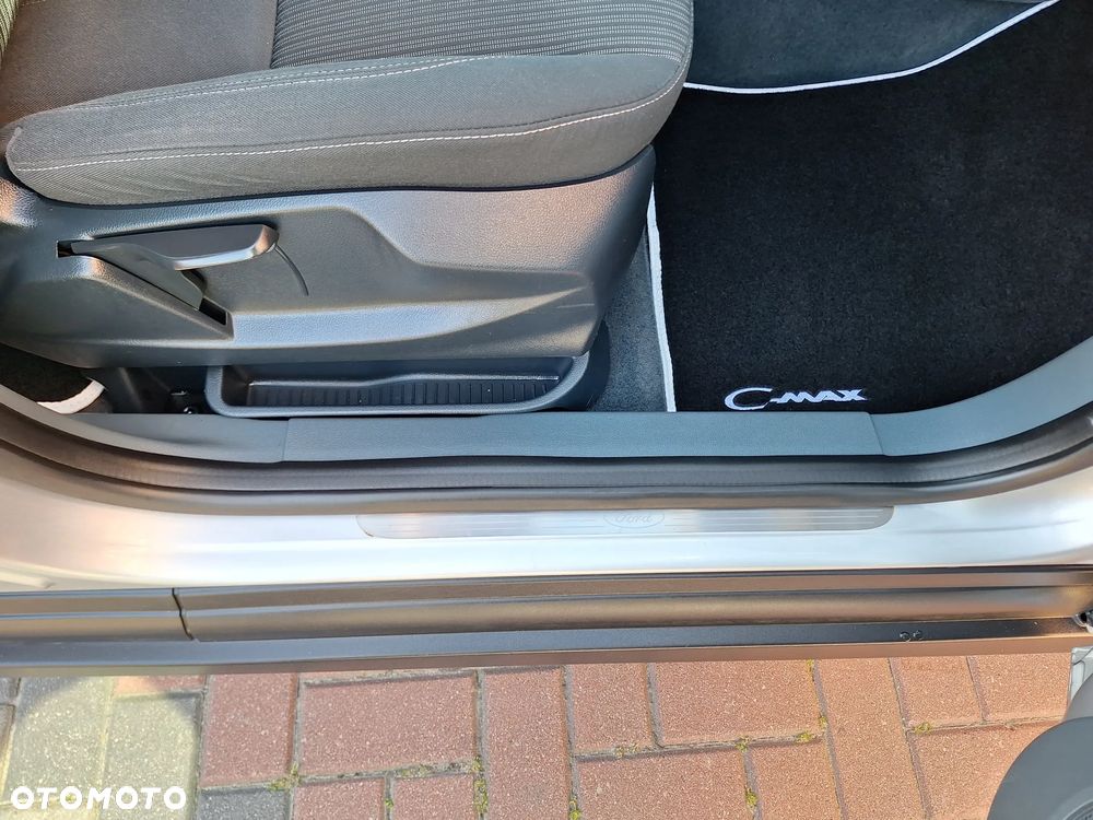 Ford C-MAX 1.6 TDCi Titanium - 31