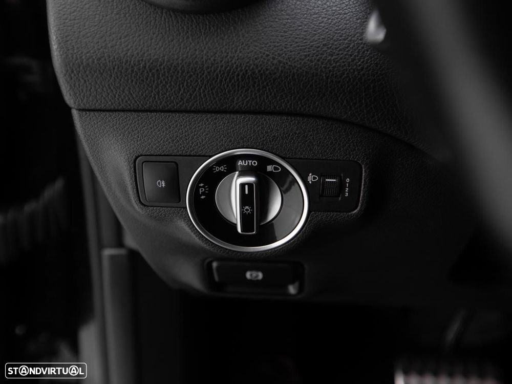 Mercedes-Benz CLA 200 - 15