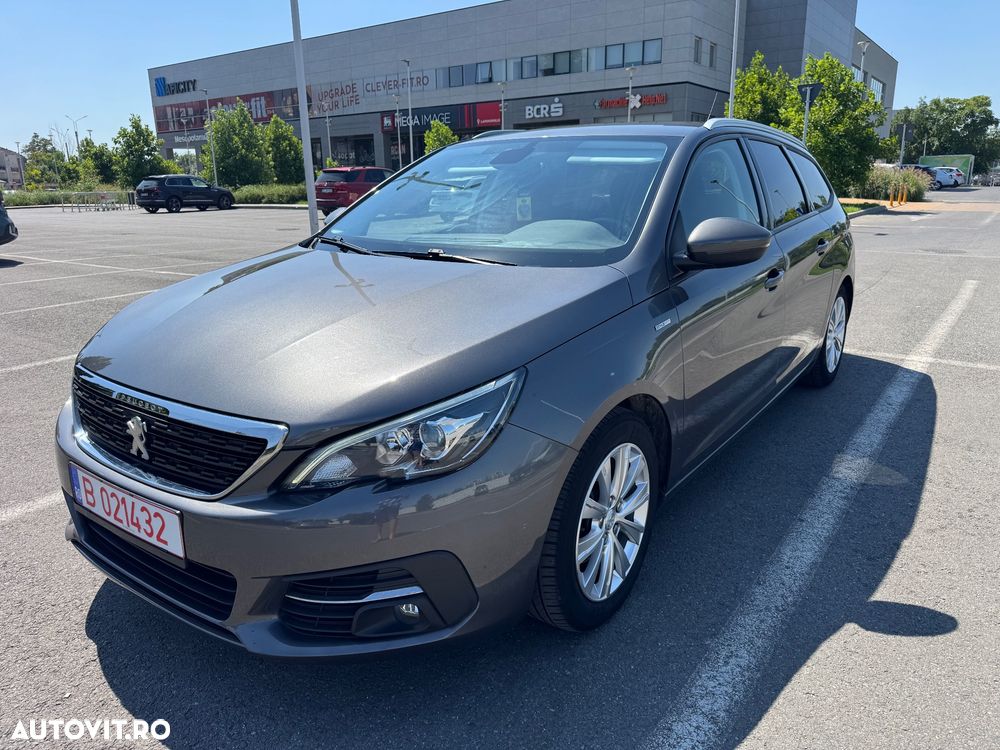 Peugeot 308 1.2 L PureTech Turbo Allure - 4