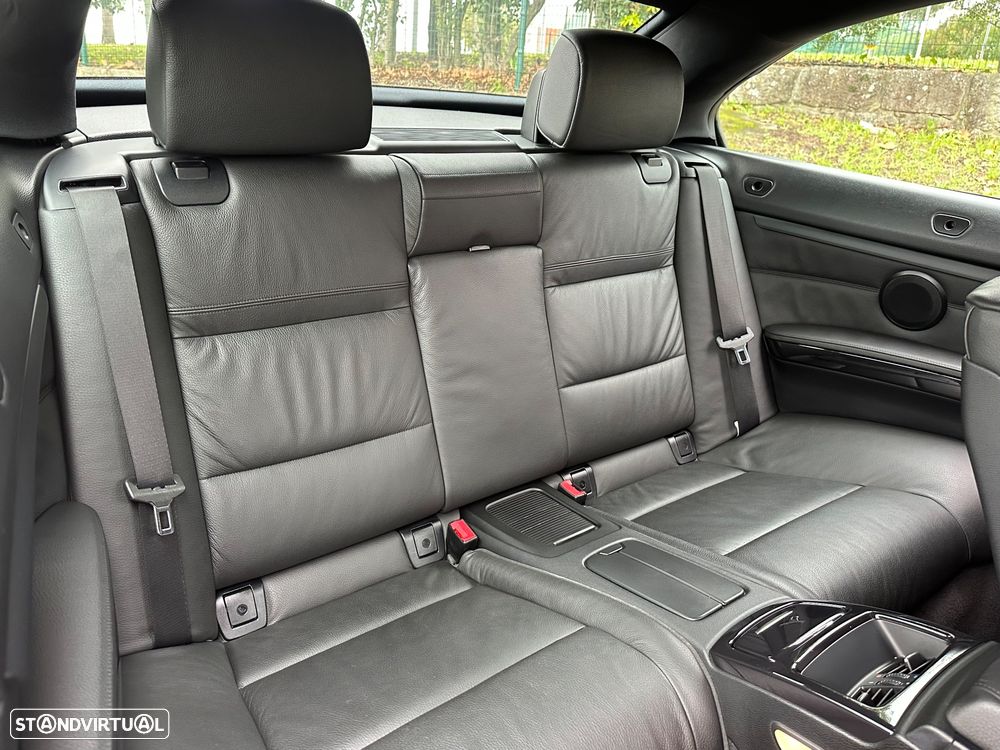 BMW 320 i Cabrio - 26