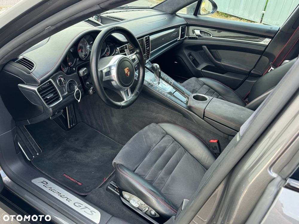 Porsche Panamera - 5