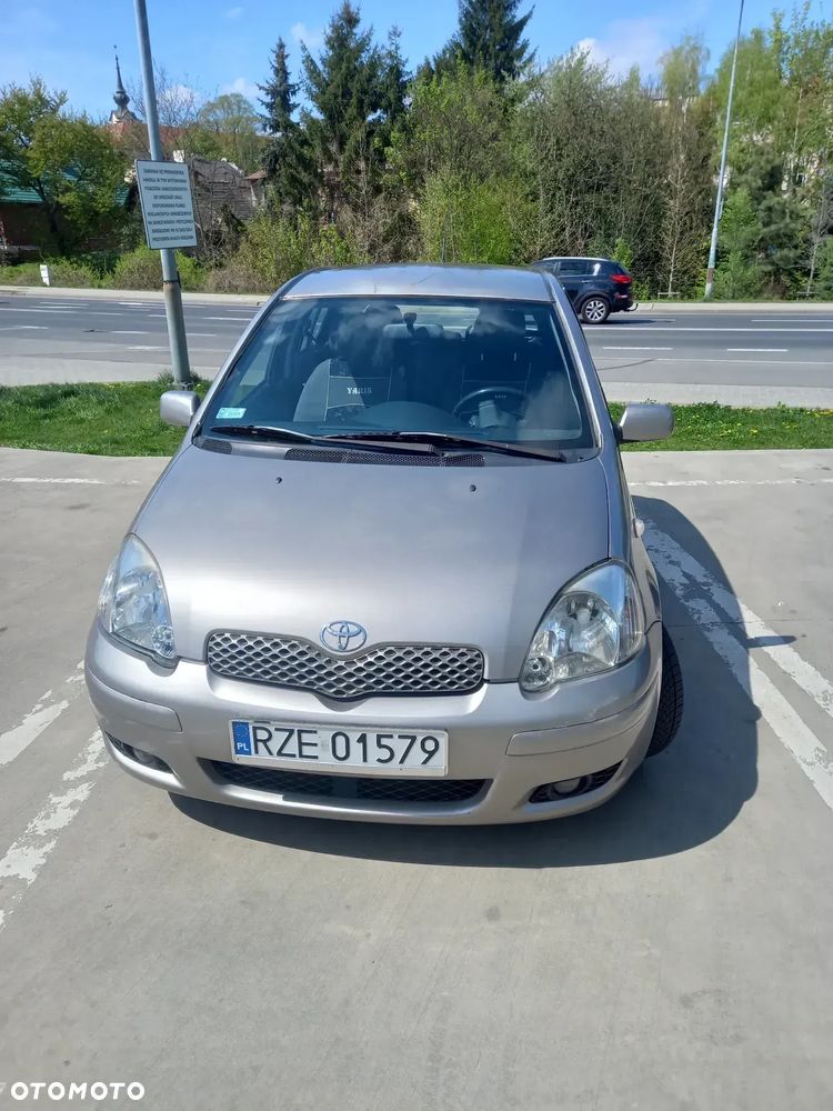 Toyota Yaris 1.4 D-4D - 1