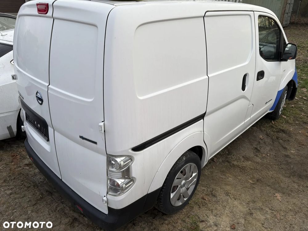 Nissan e-NV200 - 7