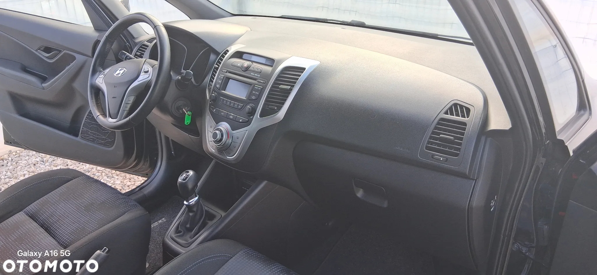 Hyundai ix20 1.4 blue Comfort - 14