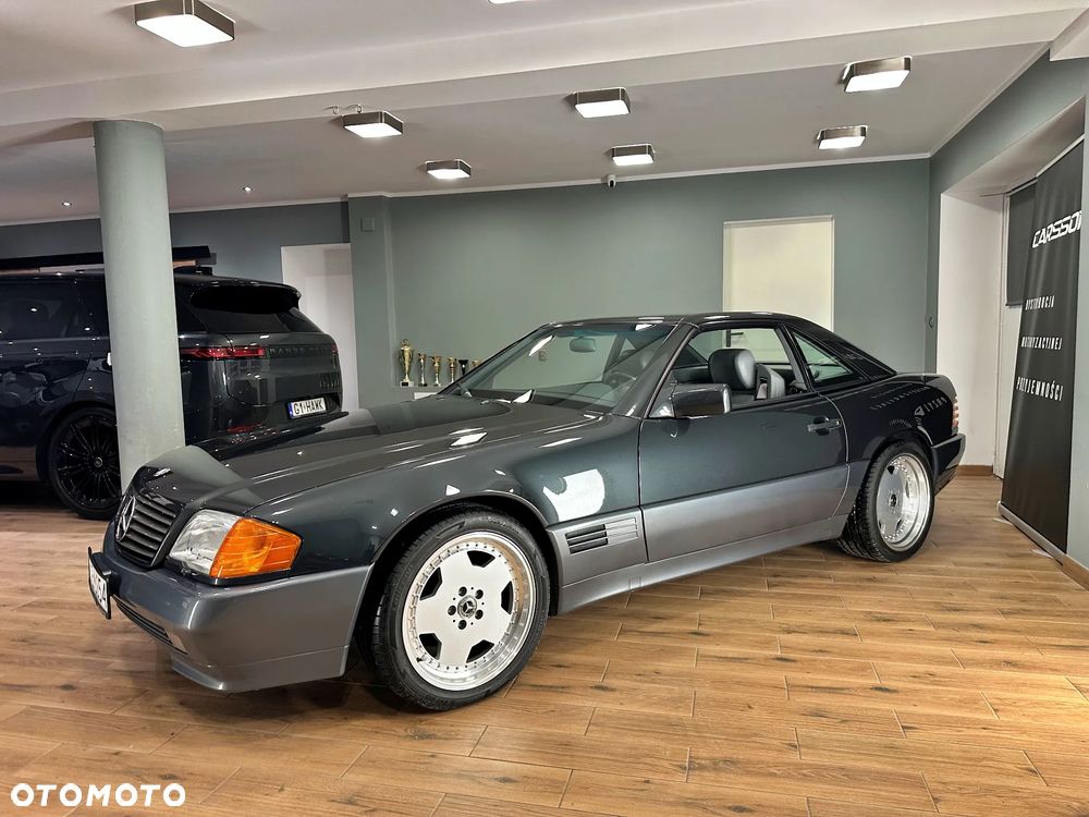 Mercedes-Benz SL - 16