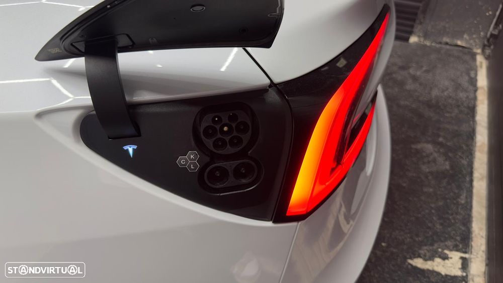 Tesla Model 3 Standard RWD - 30