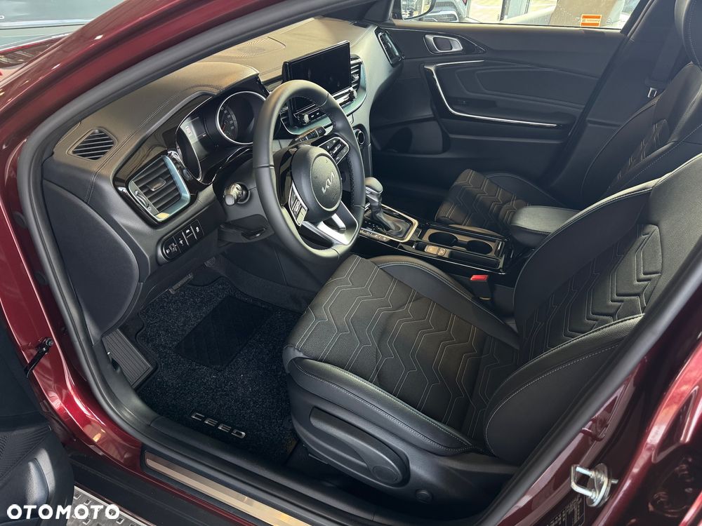 Kia XCeed 1.6 T-GDI Tribute DCT - 8