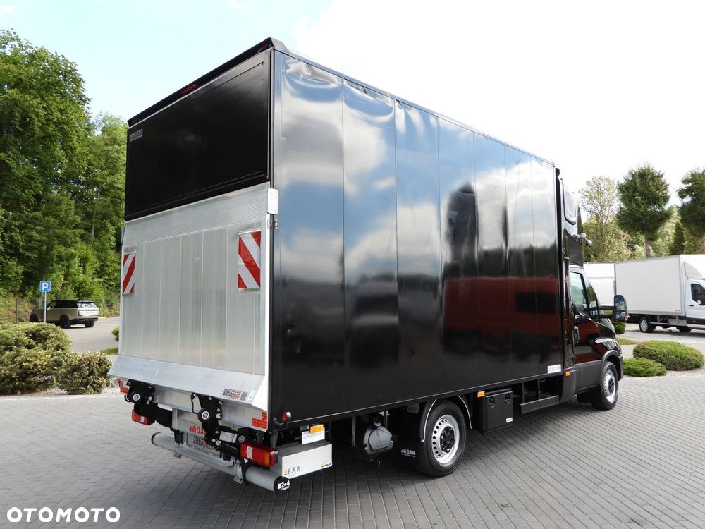 Iveco DAILY 35S18 KONTENER WINDA 8 PALET WEBASTO TEMPOMAT NAWIGACJA LEDY PNEUMATYKA KLIMATYZACJA  180KM - 4