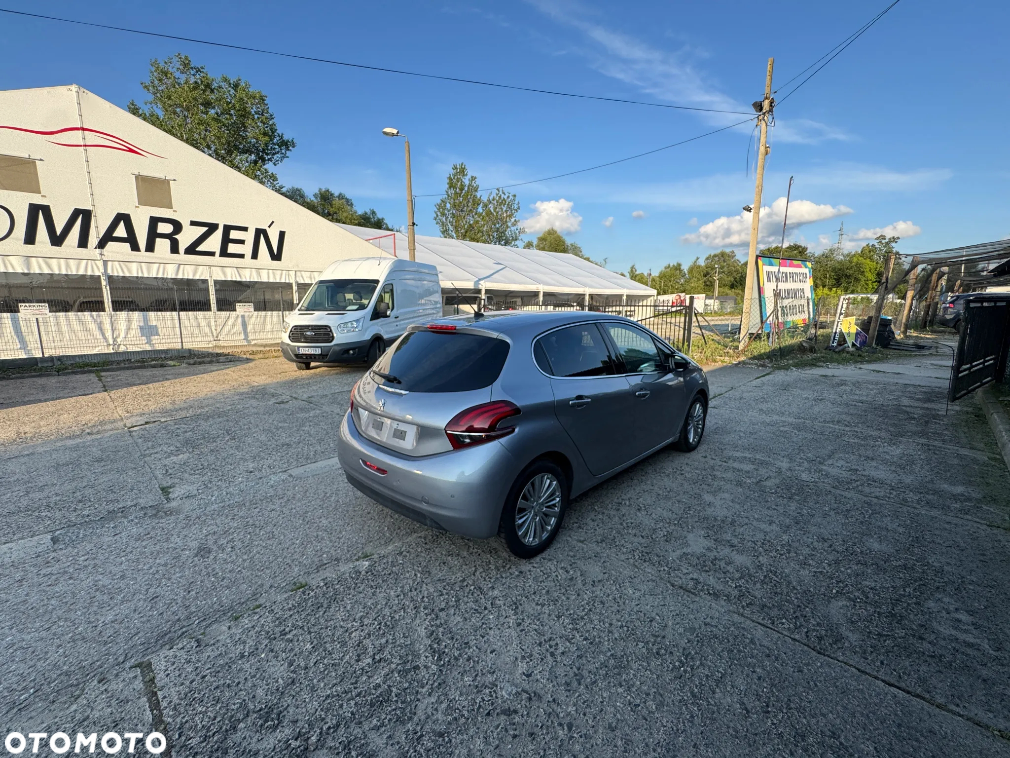 Peugeot 208 1.2 PureTech Allure - 5