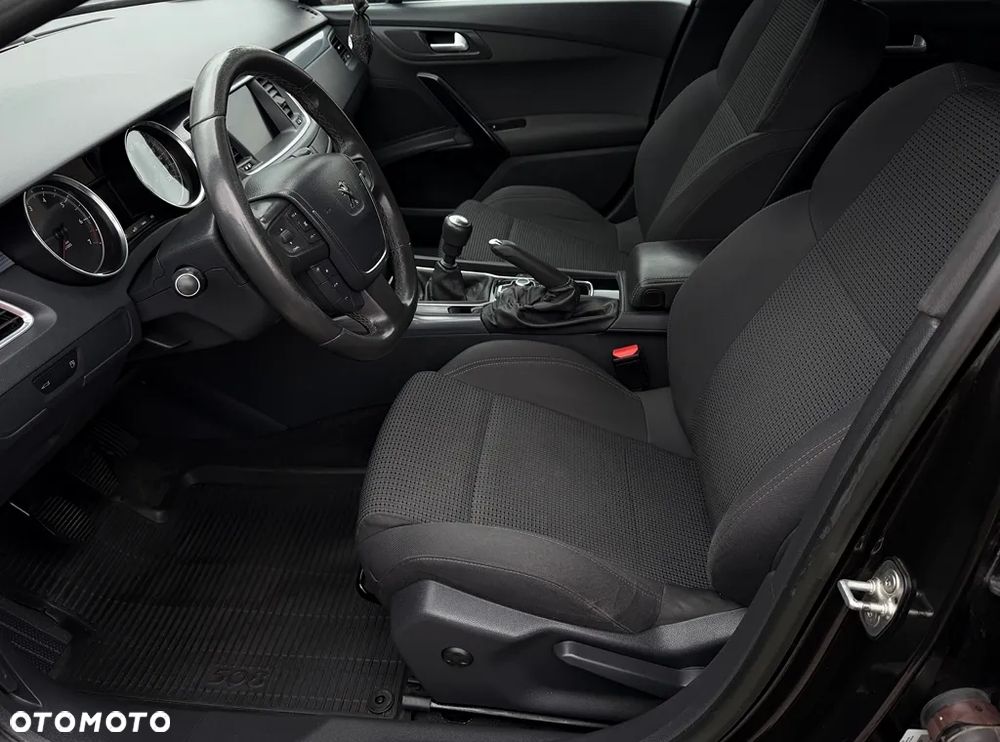 Peugeot 508 1.6 T Allure - 17