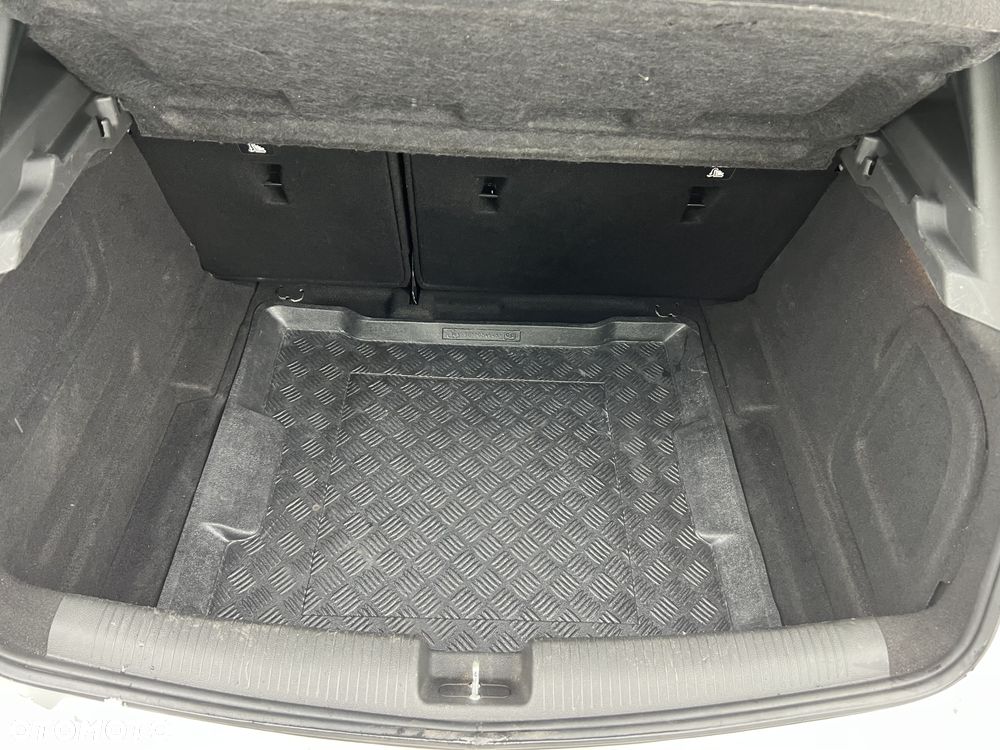 Opel Astra 1.6 CDTI Dynamic S&S - 12