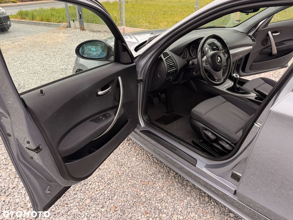 BMW Seria 1 - 19