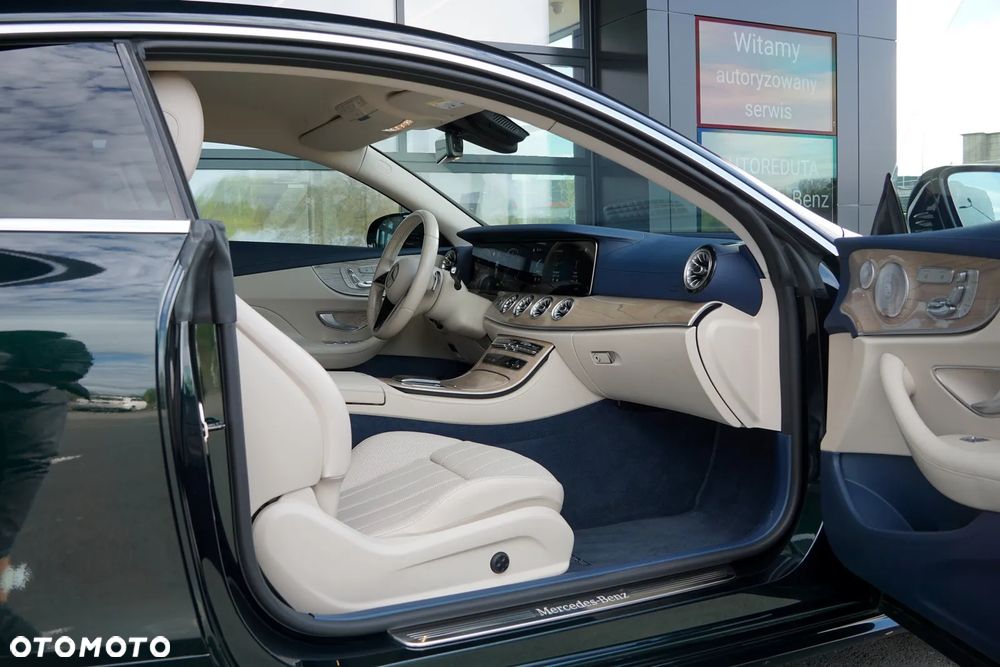 Mercedes-Benz Klasa E 300 Avantgarde - 19
