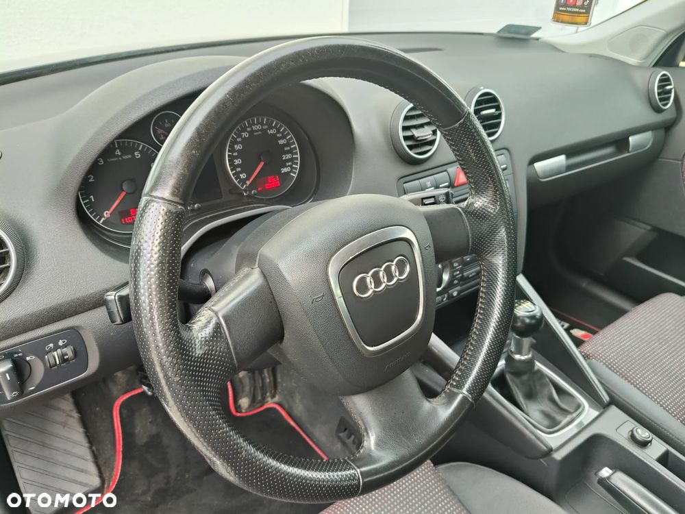 Audi A3 Sportback - 11